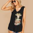 Cute Giraffe With Book Floral Bookworm Librarian Book Lover Women's V-Neck Tank Top