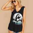 Penguin Reading A Book Vintage Graphic Bookworm Lover Women's V-Neck Tank Top Penguin Reading A Book Vintage Graphic Bookworm Lover Women's V-Neck Tank Top