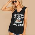 Women's Wild Dreams Reading Giraffe Book Reader Zoo Animals Kids Women's V-Neck Tank Top Women's Wild Dreams Reading Giraffe Book Reader Zoo Animals Kids Women's V-Neck Tank Top