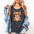 Cute Highland Cow Reading Book Comfort Colors Tank Top Pepper