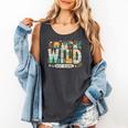 Wild About Reading Bookworm Book Reader Zoo Animals Comfort Colors Tank Top Pepper