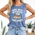 Women's Wild Dreams Reading Giraffe Book Reader Zoo Animals Kids Comfort Colors Tank Top Blue Jean