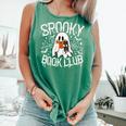 Spooky Book Club Cute Ghost Reading Book Halloween Costume Comfort Colors Tank Top Violet