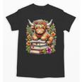 Bookworm Cute Highland Cow Reading Book Unisex T-Shirt