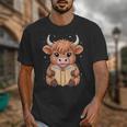 Cute Highland Cow Reading Book Unisex T-Shirt