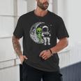 Astronaut Reading Book To Alien Moon Space Women Kids Men Unisex T-Shirt
