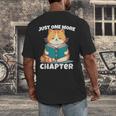 Cat Reading Books Bookworm Read One More Chapter Men's Back Print T-Shirt