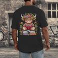 Cute Baby Highland Cow With Reading Book Bookworm Men's Back Print T-Shirt