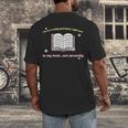 I'm In A Really Good Place Right Now In My Book Men's Back Print T-Shirt