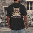 Owl Reading A Book Perched On A Branch Bookworm Men's Back Print T-Shirt Owl Reading A Book Perched On A Branch Bookworm Men's Back Print T-Shirt