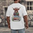Cute Highland Cow With Book Floral Bookworm Librarian Book Men's Back Print T-Shirt