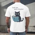 Just One More Chapter Bookworm Cat Book Lover Men's Back Print T-Shirt Just One More Chapter Bookworm Cat Book Lover Men's Back Print T-Shirt