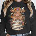 Cute Baby Highland Cow Reading Book Librarian Bookworm Unisex Sweatshirt