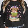 Highland Cow Reading Book Floral Bookworm Unisex Sweatshirt Highland Cow Reading Book Floral Bookworm Unisex Sweatshirt
