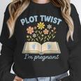 Plot Twist I'm Pregnant Literary Pregnancy Announcement Book Unisex Sweatshirt