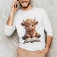 Highland Cow Reading Book Bookworm Unisex Long Sleeve T-Shirt