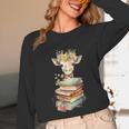 Cute Giraffe With Book Floral Bookworm Librarian Book Lover Unisex Long Sleeve T-Shirt