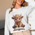Highland Cow Reading Book Bookworm Unisex Long Sleeve T-Shirt