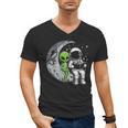 Astronaut Reading Book To Alien Moon Space Women Kids Men Men's V-Neck T-Shirt