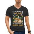 Books And Crested Gecko Owner Crestie Lover Men's V-Neck T-Shirt