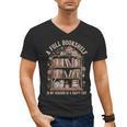 Librarian For Book Lover And Reader Reading Men's V-Neck T-Shirt