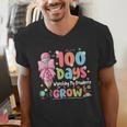 100th Day Of School Teacher Women Floral Books Men's V-Neck T-Shirt