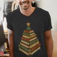 Book Lover Christmas Graphic For Librarians Men's V-Neck T-Shirt
