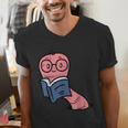 Book Worm Pun Read Reading Librarian America Men Women Kids Men's V-Neck T-Shirt