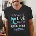 Cute Mermaid Librarian Teacher Dive Into A Good Book Reading Men's V-Neck T-Shirt