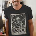 Floral The Reader Tarot Card Skeleton Reading Book Men's V-Neck T-Shirt