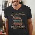 Geek That's What I Do I Read Books Bookworm Book Lover Nerd Men's V-Neck T-Shirt