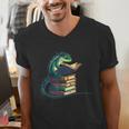 Lizard Reading Book Librarian Bookworm Reader Read Men's V-Neck T-Shirt