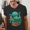 Octopus Reading Book Reading Bookworm Reader Men's V-Neck T-Shirt