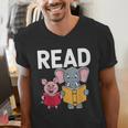 Pig Elephant Reading Cute Book Lover Bookworm Boys Girls Kid Men's V-Neck T-Shirt