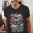 Read Books Be Kind Stay Weird Skeleton Heart Reading Alt Men's V-Neck T-Shirt