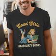 Smut Reader Book Romance Good That Girls Read Dirty Books Men's V-Neck T-Shirt