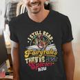 Smut Spicy Books I Still Read Fairytales Theyre Just Spicier Men's V-Neck T-Shirt