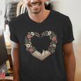 Vintage Book Lover Valentine Heart Men's V-Neck T-Shirt