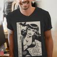 Vintage Vampire Bat Vampire Pin Up Girl Horror Comic Book Men's V-Neck T-Shirt