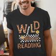 Wild About Reading Teacher Reading Books Back To School Men's V-Neck T-Shirt