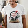 Audiobook Lover Bookish I Paused My Audiobook For This Men's V-Neck T-Shirt Audiobook Lover Bookish I Paused My Audiobook For This Men's V-Neck T-Shirt
