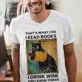 That's What I Do I Read Books I Drink Wine And I Know Things Men's V-Neck T-Shirt