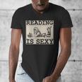 Hot Pin Up Girl Comic Book Vintage Reading Is Sexy Men's V-Neck T-Shirt