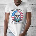 A Good Day To Read a Book Reading Eagle With American Flag Men's V-Neck T-Shirt A Good Day To Read a Book Reading Eagle With American Flag Men's V-Neck T-Shirt