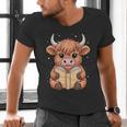 Cute Highland Cow Reading Book Men's V-Neck T-Shirt