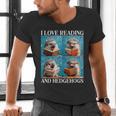 Hedgehog Love Reading And Hedgehogs Child Book Lover Men's V-Neck T-Shirt Hedgehog Love Reading And Hedgehogs Child Book Lover Men's V-Neck T-Shirt