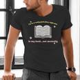 I'm In A Really Good Place Right Now In My Book Men's V-Neck T-Shirt I'm In A Really Good Place Right Now In My Book Men's V-Neck T-Shirt