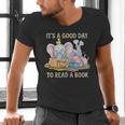Its A Good Day To Read A Book Cute Pig & Elephant Adventure Men's V-Neck T-Shirt