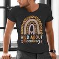 Leopard Teacher Wild About Reading Books Reader Librarian Men's V-Neck T-Shirt