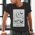 The Reader Tarot Card Bookworm Books Lover Dragon Librarians Men's V-Neck T-Shirt The Reader Tarot Card Bookworm Books Lover Dragon Librarians Men's V-Neck T-Shirt